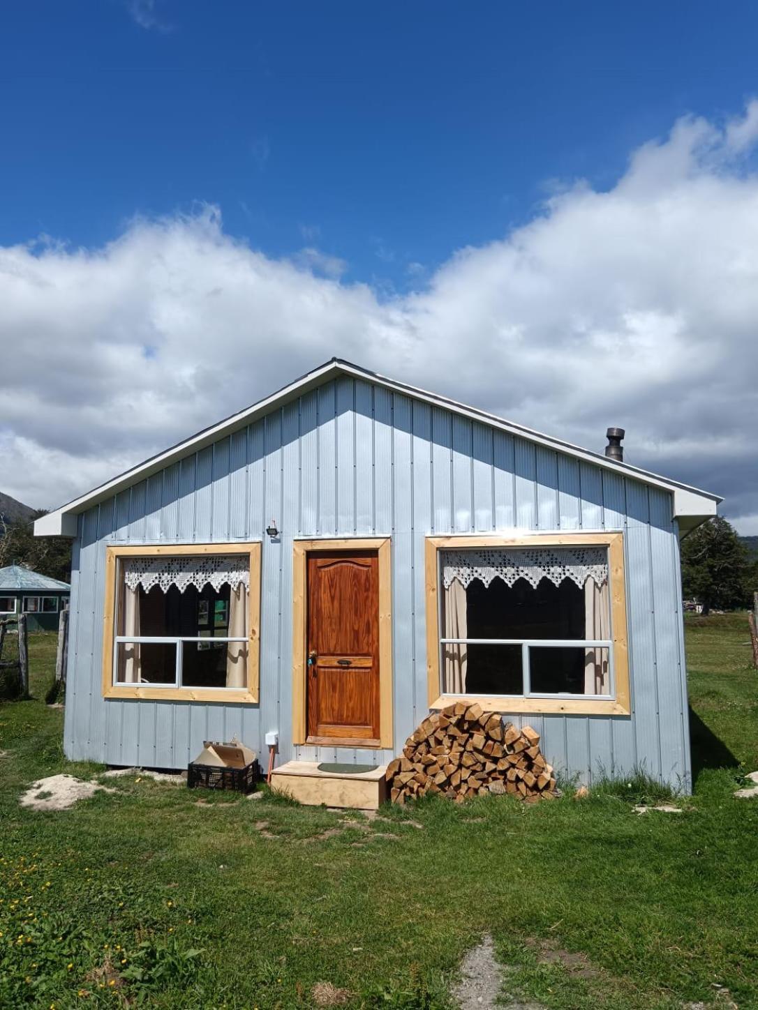 Cabanas Vista Al Paine Torres del Paine National Park Exterior photo